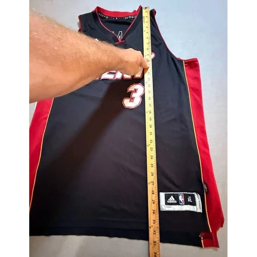 Miami Heat‎ Wade #3 Adidas Jersey Mens Extra Large Black Sleeveless.